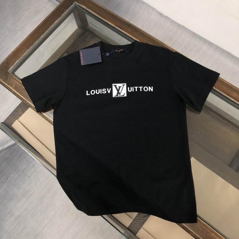 Louis Vuitton Men's T-shirts 718